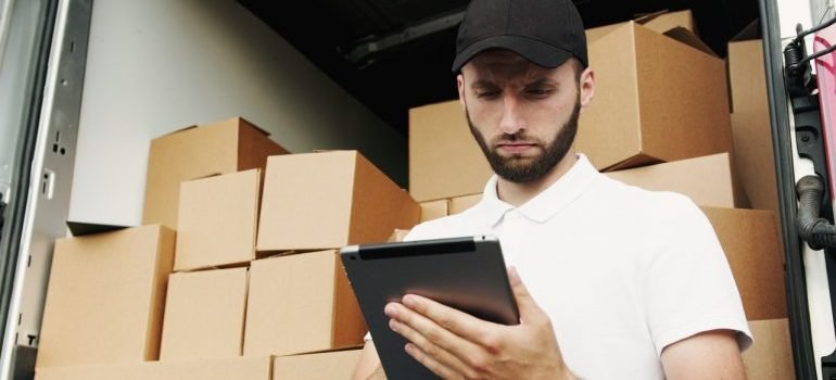 A professional storage expert.
