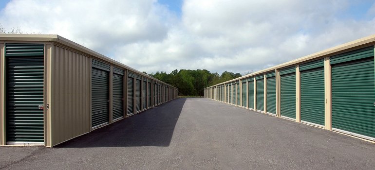 storage warehouse