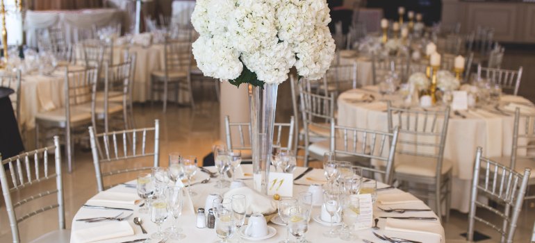 Flowers and decorations for the wedding