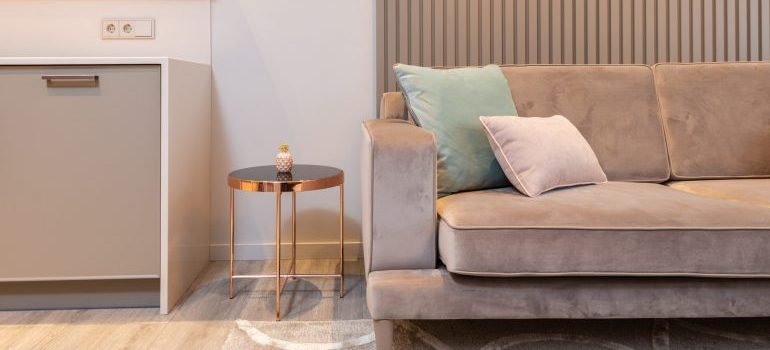 A room in neutral colors
