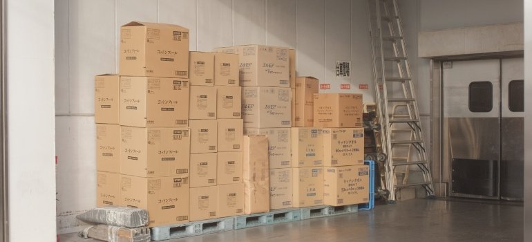 Moving boxes in storage