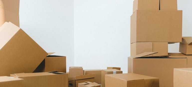 Sorting out the inventory before moving into a high-rise building