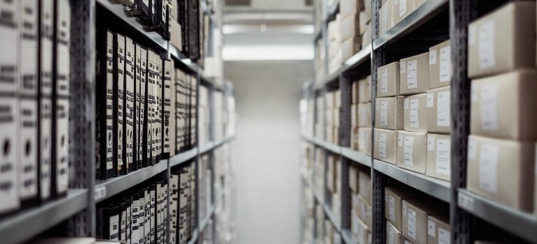 packing & organizing a storage unit