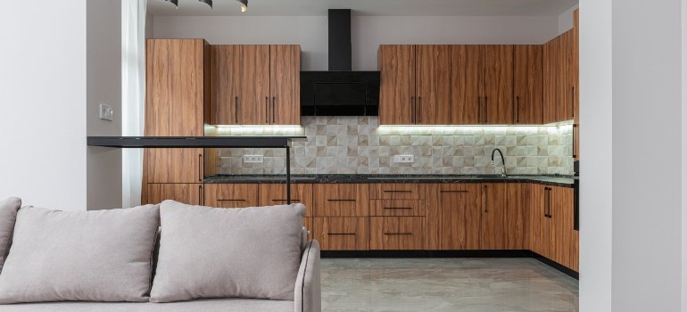 cleaning your home and placing the items in storage is one of the ways storage can benefit home stagers in NYC