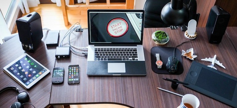 putting eletronics in one place as one of the best tips for storing electronic