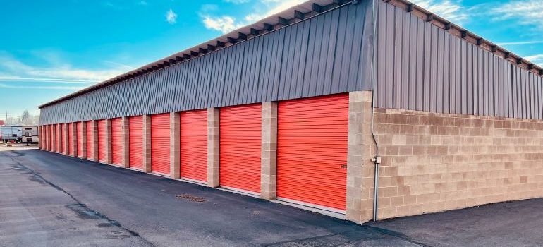 outdoor storage units
