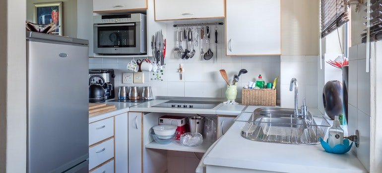 White wooden kitchen cabinet