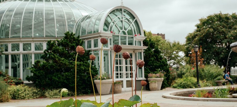 a botanical garden in one of NYC's boroughs
