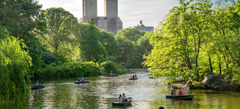 Central Park in one of the best Manhattan neighborhoods to walk around