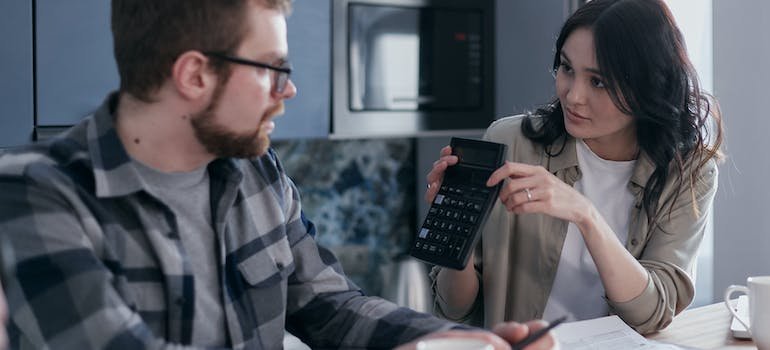 A couple budgeting for their moving between NYC boroughs
