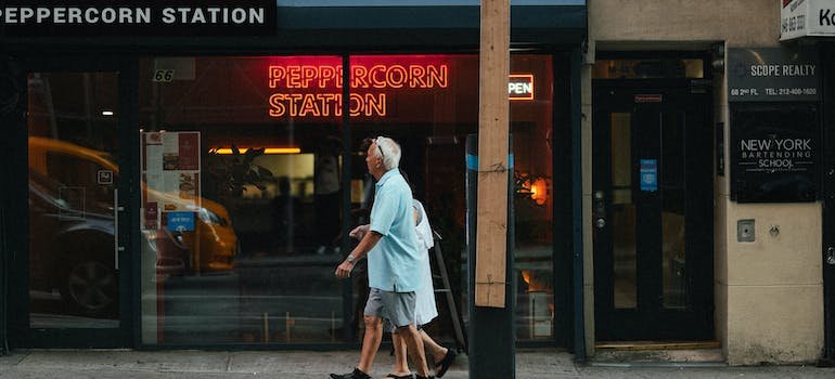Seniors walking around one of the best places in NYC for seniors to retire
