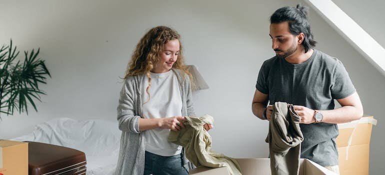 A couple talking about why every student should use storage in the Bronx