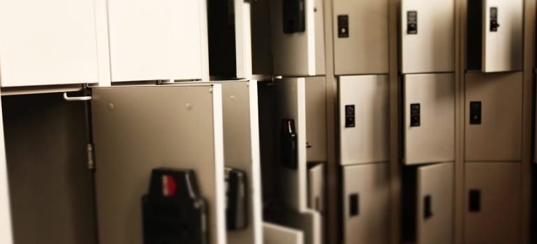 A lot of grey metal lockers