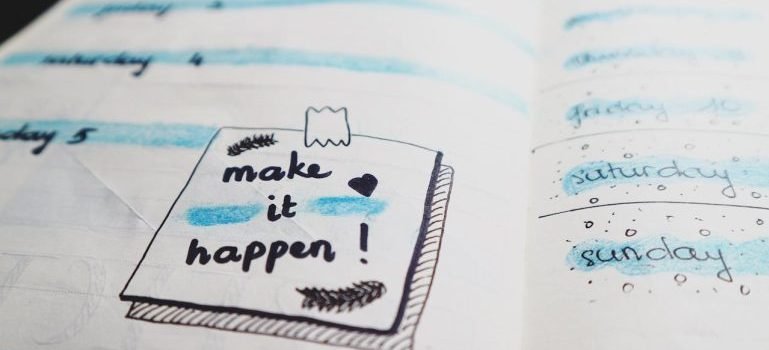 A white paper with a note about business opportunities for new residents in NYC