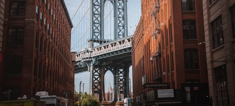 Manhattan bridge and some buildings