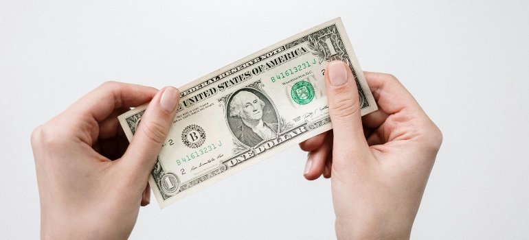 1 Us Dollar Bill.