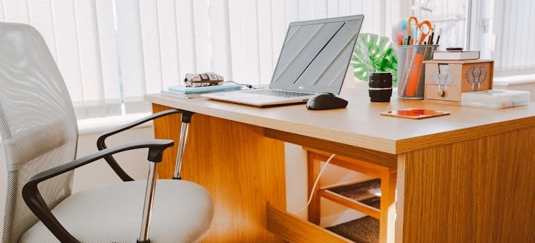 A small office.