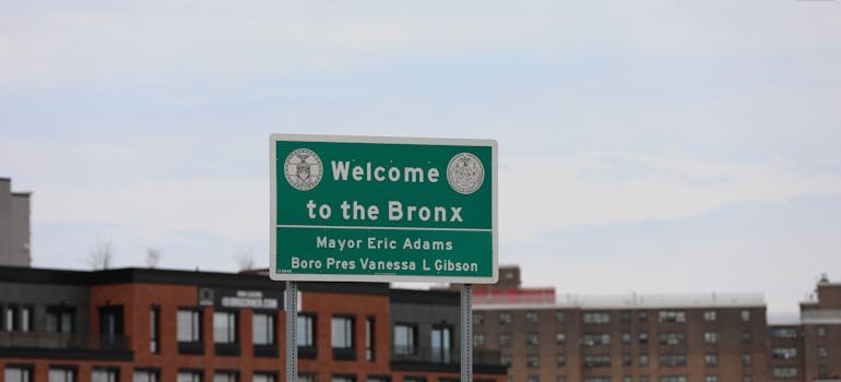 Welcome to Bronx sign