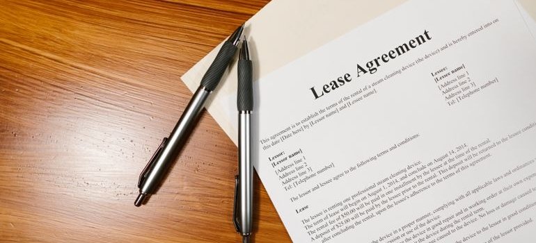 Lease document and a pen