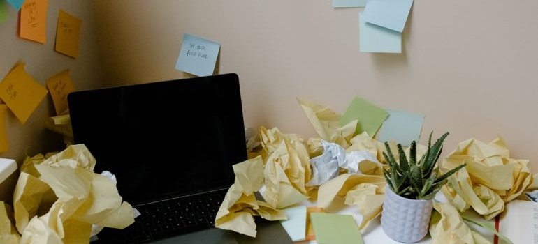 Clutter on the desk